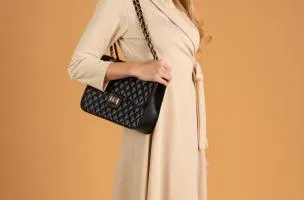Abito elegante ad incrocio con maniche 3/4 Imogena, beige