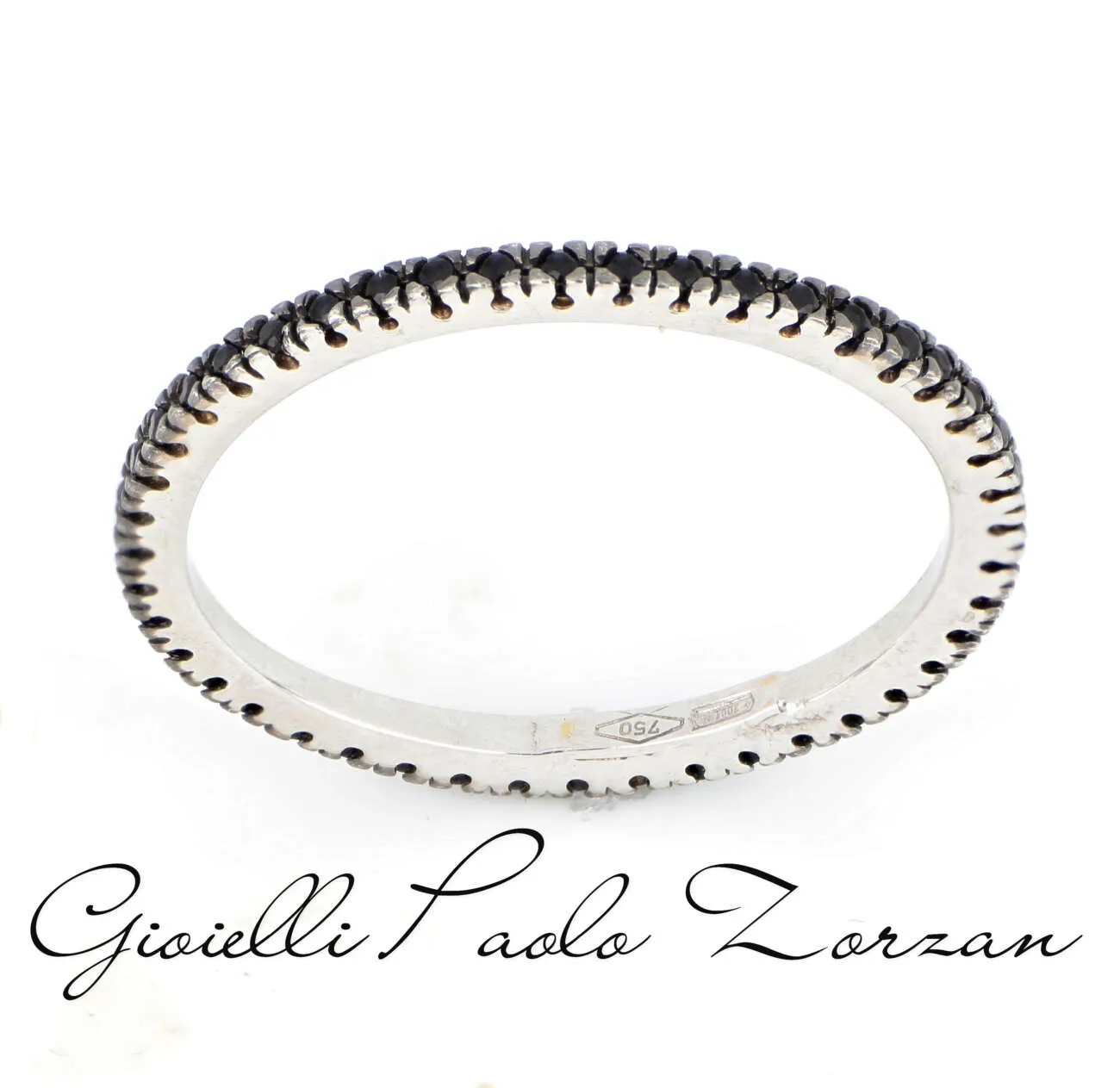 Anello eternity in oro bianco e zirconi neri AN-58