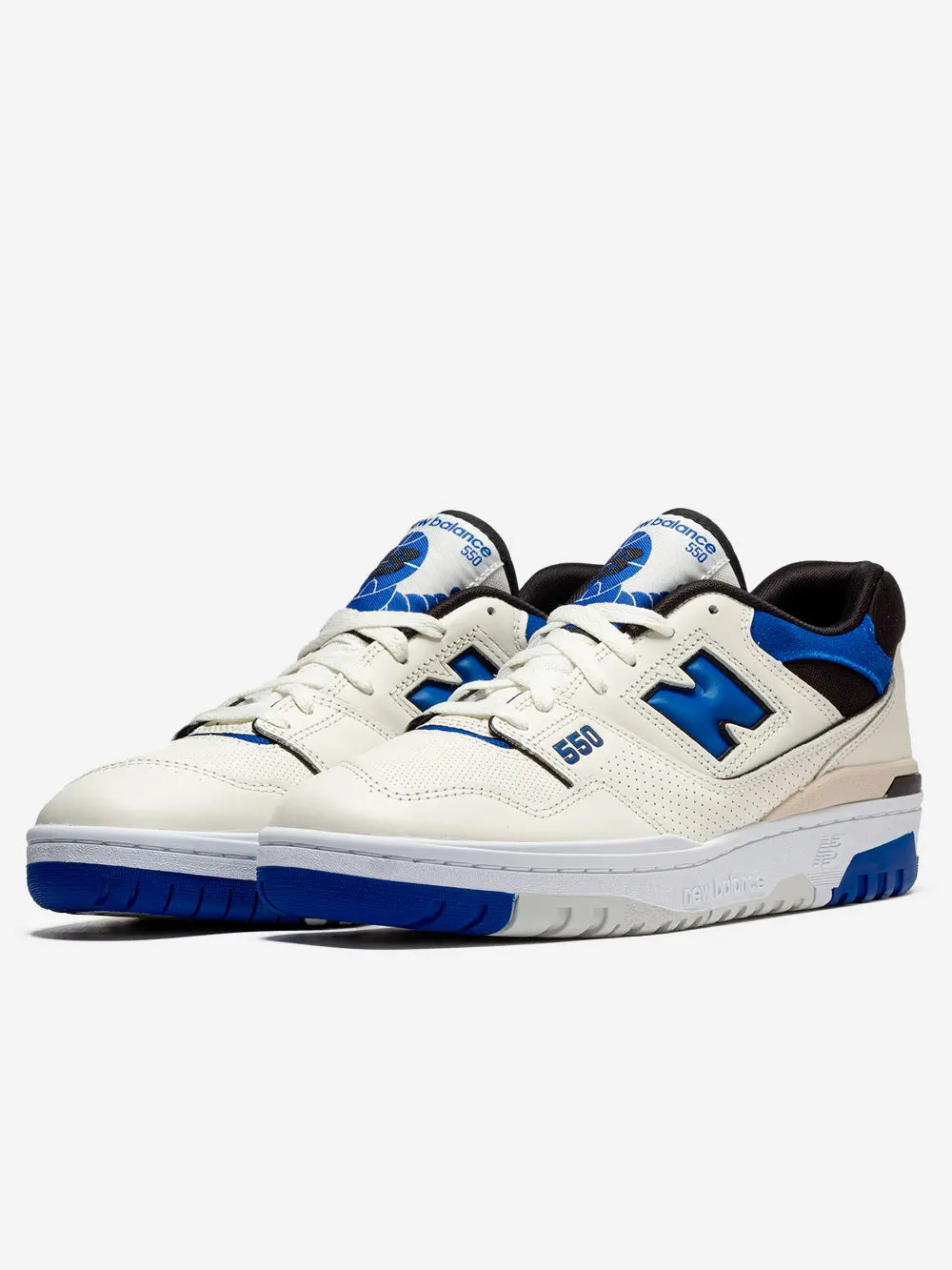 BB550 VTA Sneakers