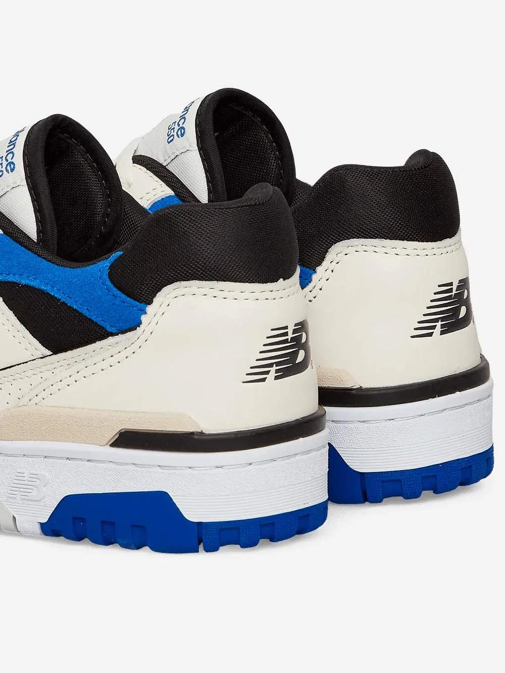 BB550 VTA Sneakers