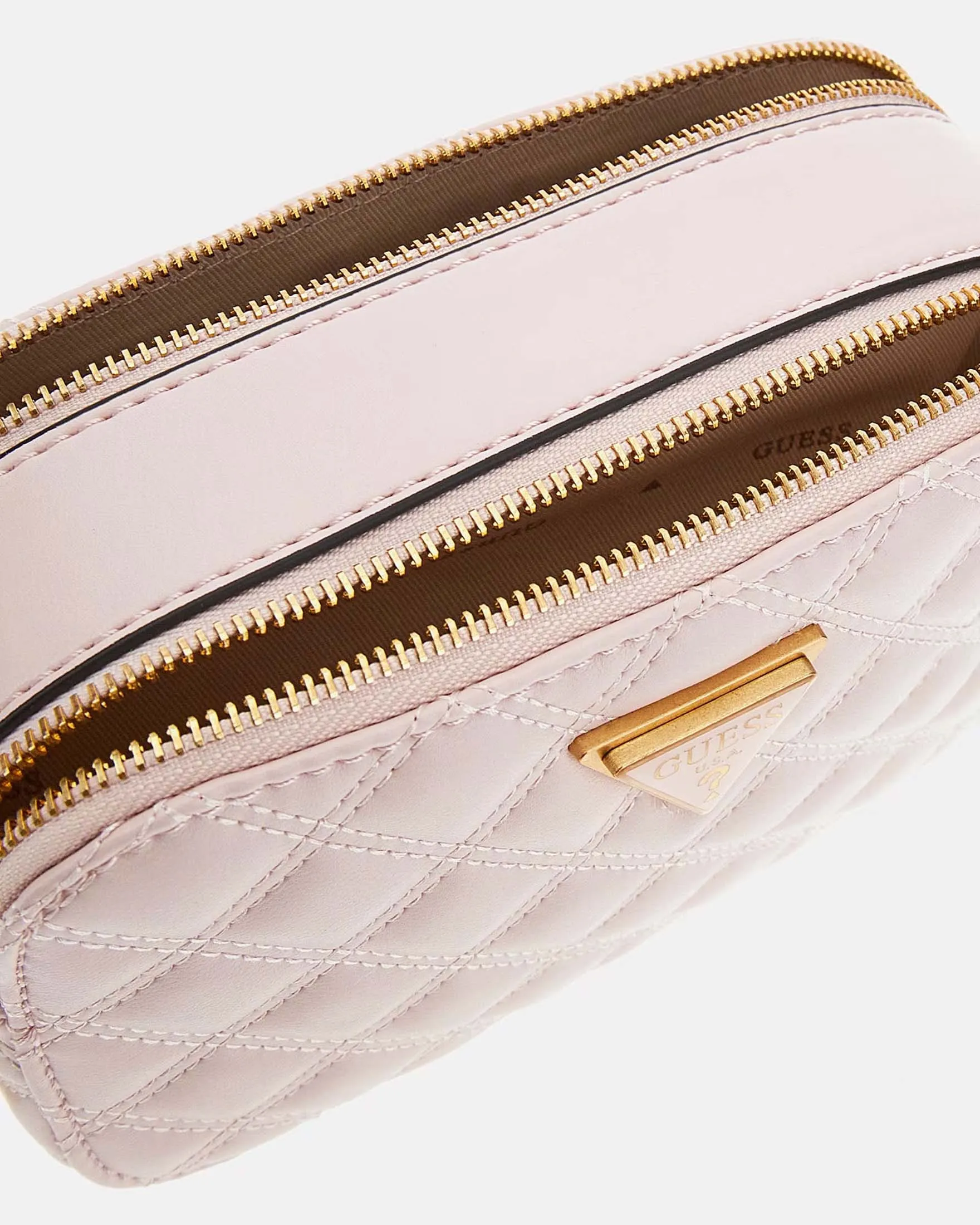 Borsa a tracolla color cipria in similpelle matelassé con chiusura a patta logata frontale