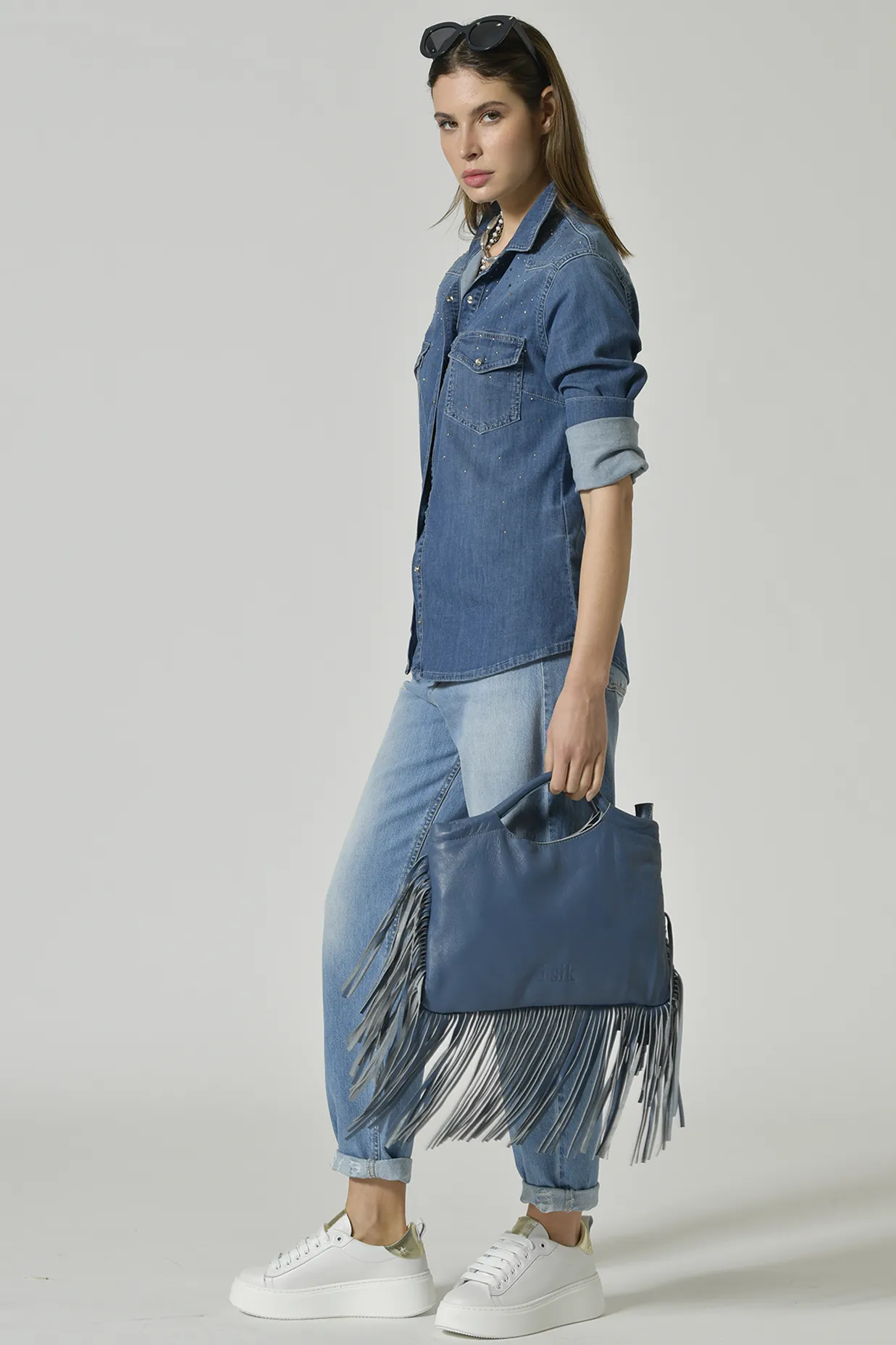 CAMICIA DENIM APPLICAZIONI