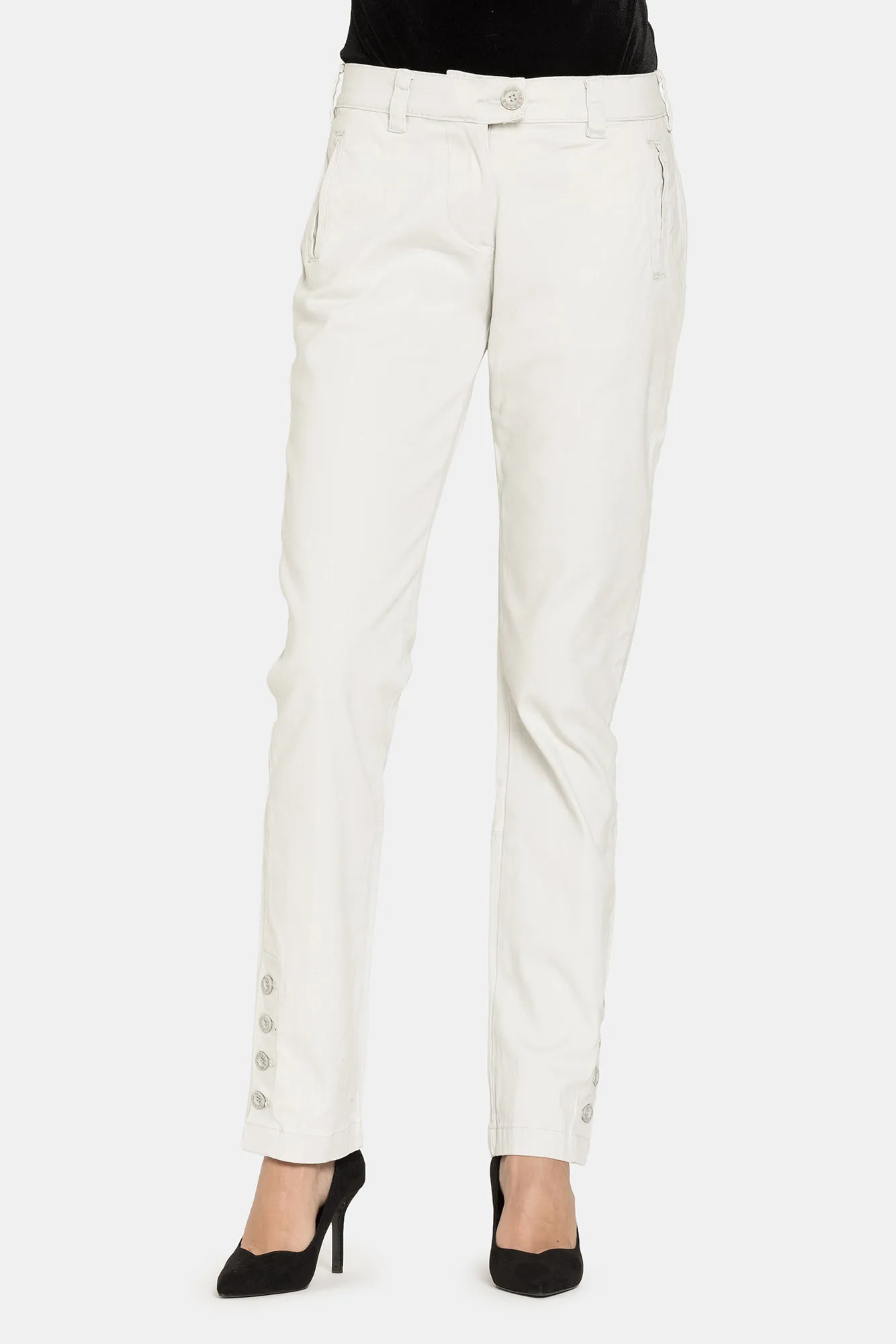 Carrera  ---------    ------------Pantaloni in gabardina stretch. vita regolare e gamba slim. - beige