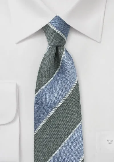 Cravatta in seta grezza blu ghiaccio grigio argento