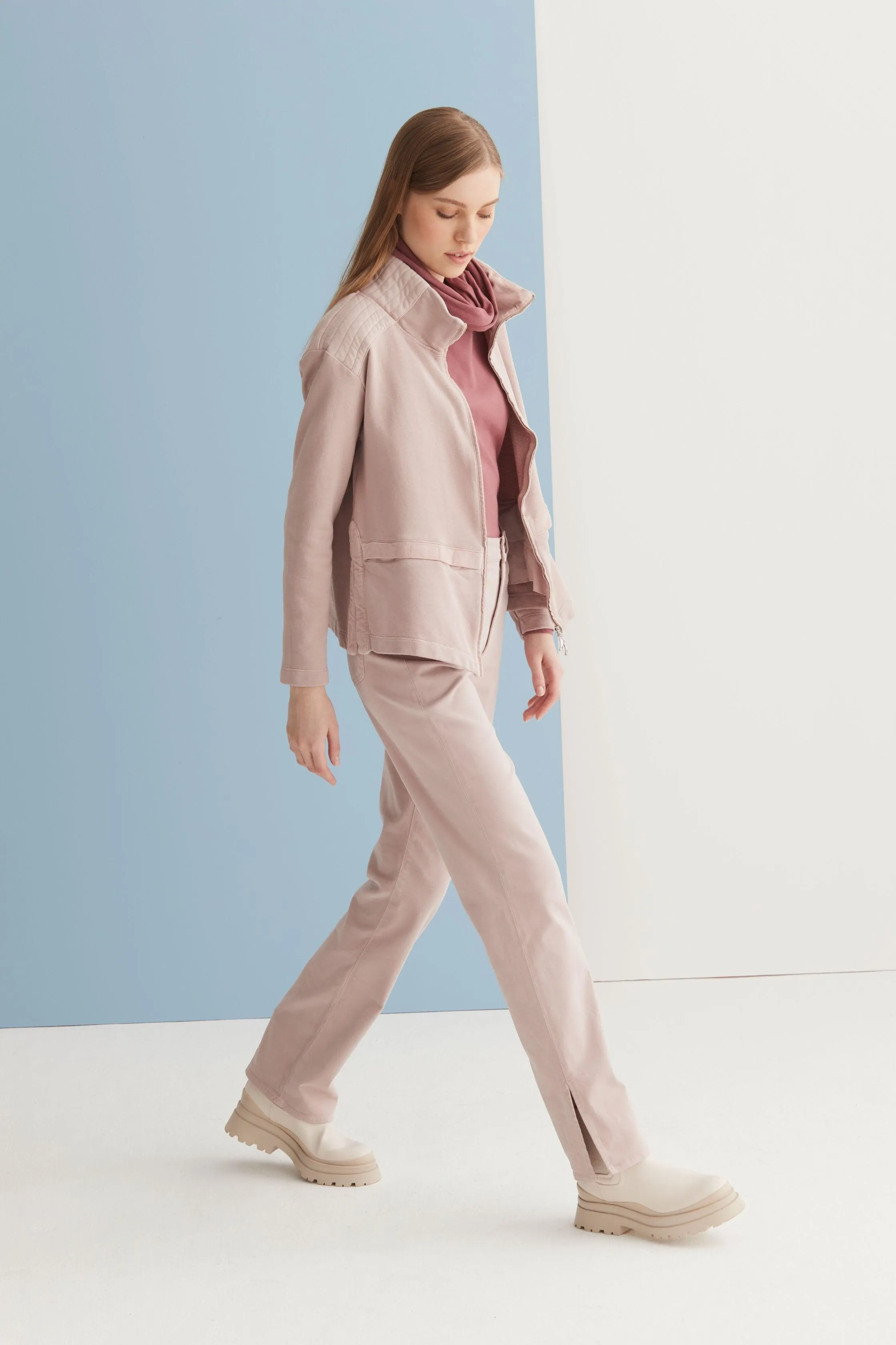European Culture  ---------    ------------Pantaloni Regular con Spacchi Laterali 056U 3821