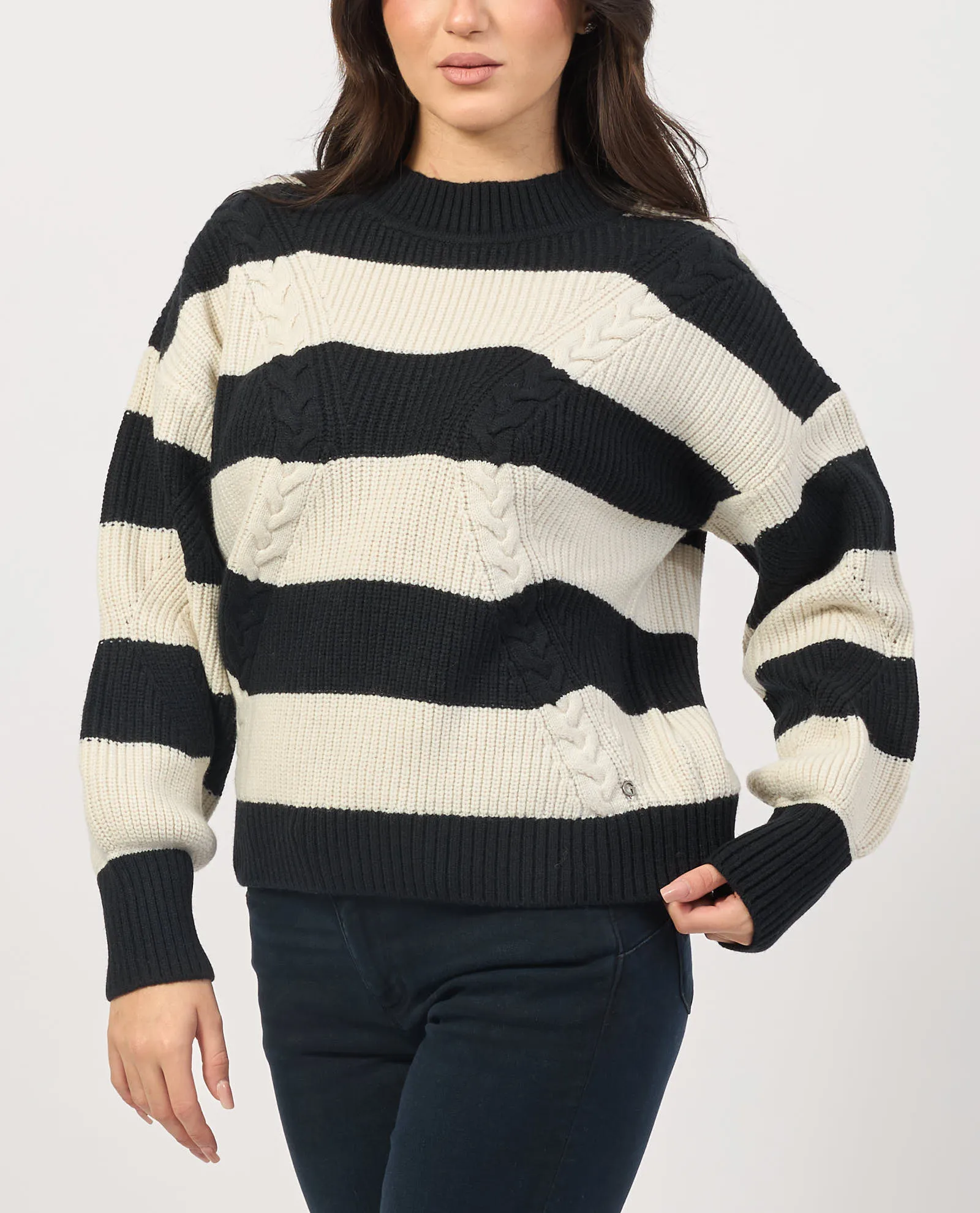 GUESS      Maglione girocollo Guess in misto lana