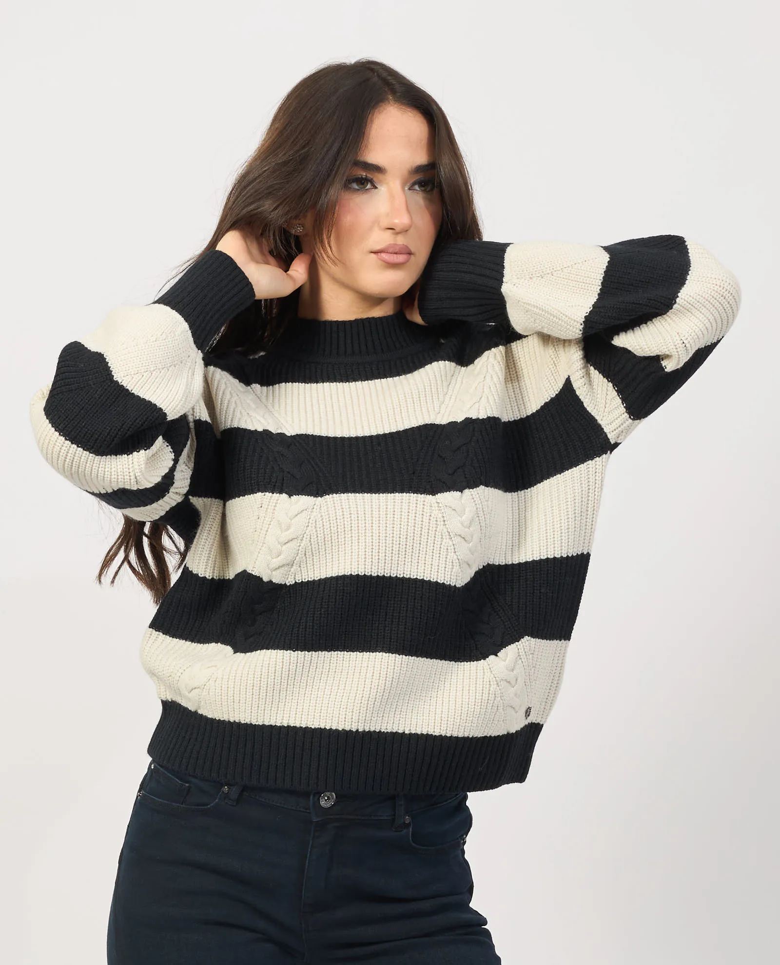 GUESS      Maglione girocollo Guess in misto lana