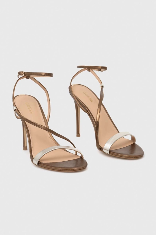 Guess sandali in pelle Kadera