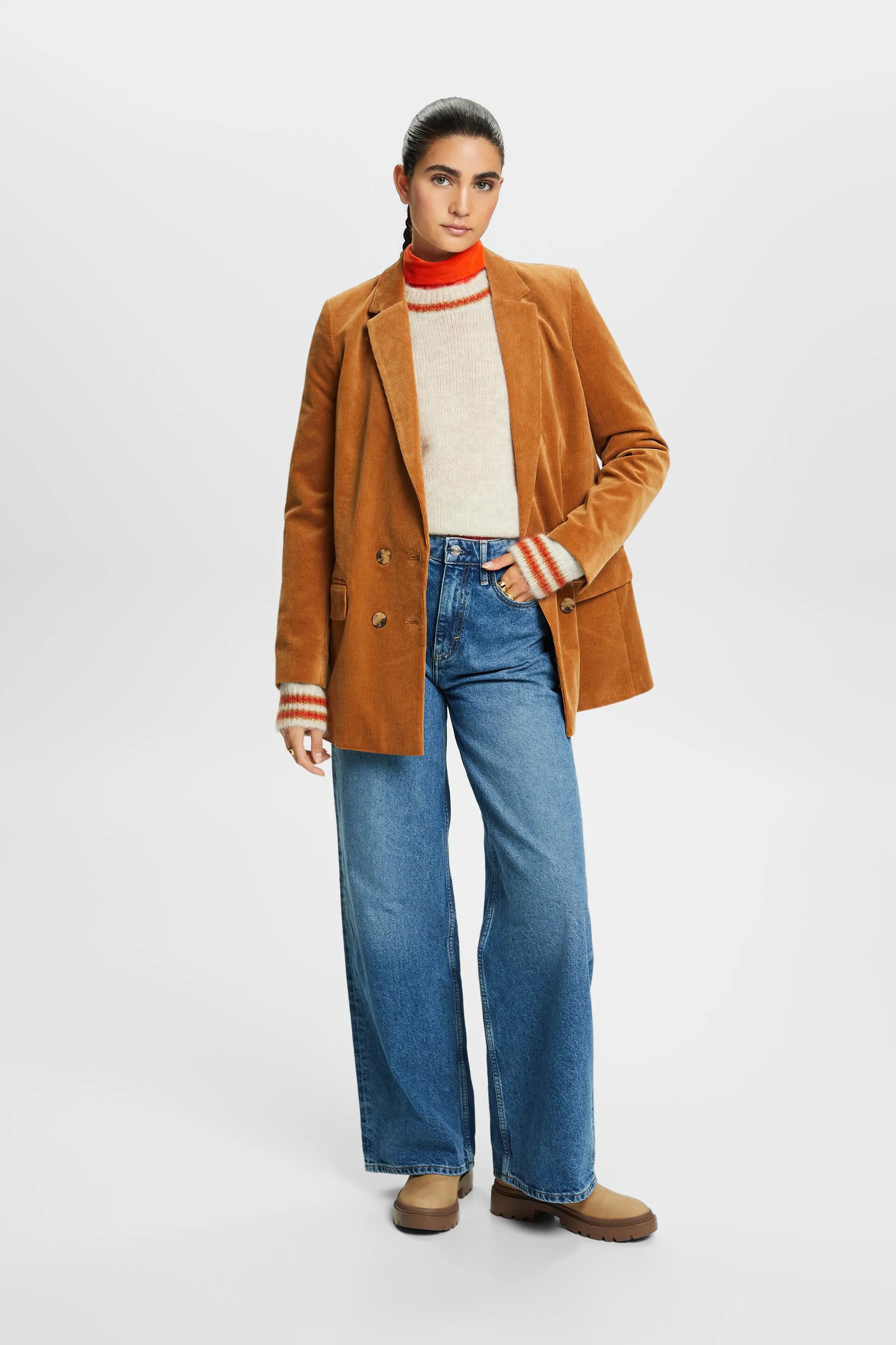 Jeans a vita alta con gamba larga