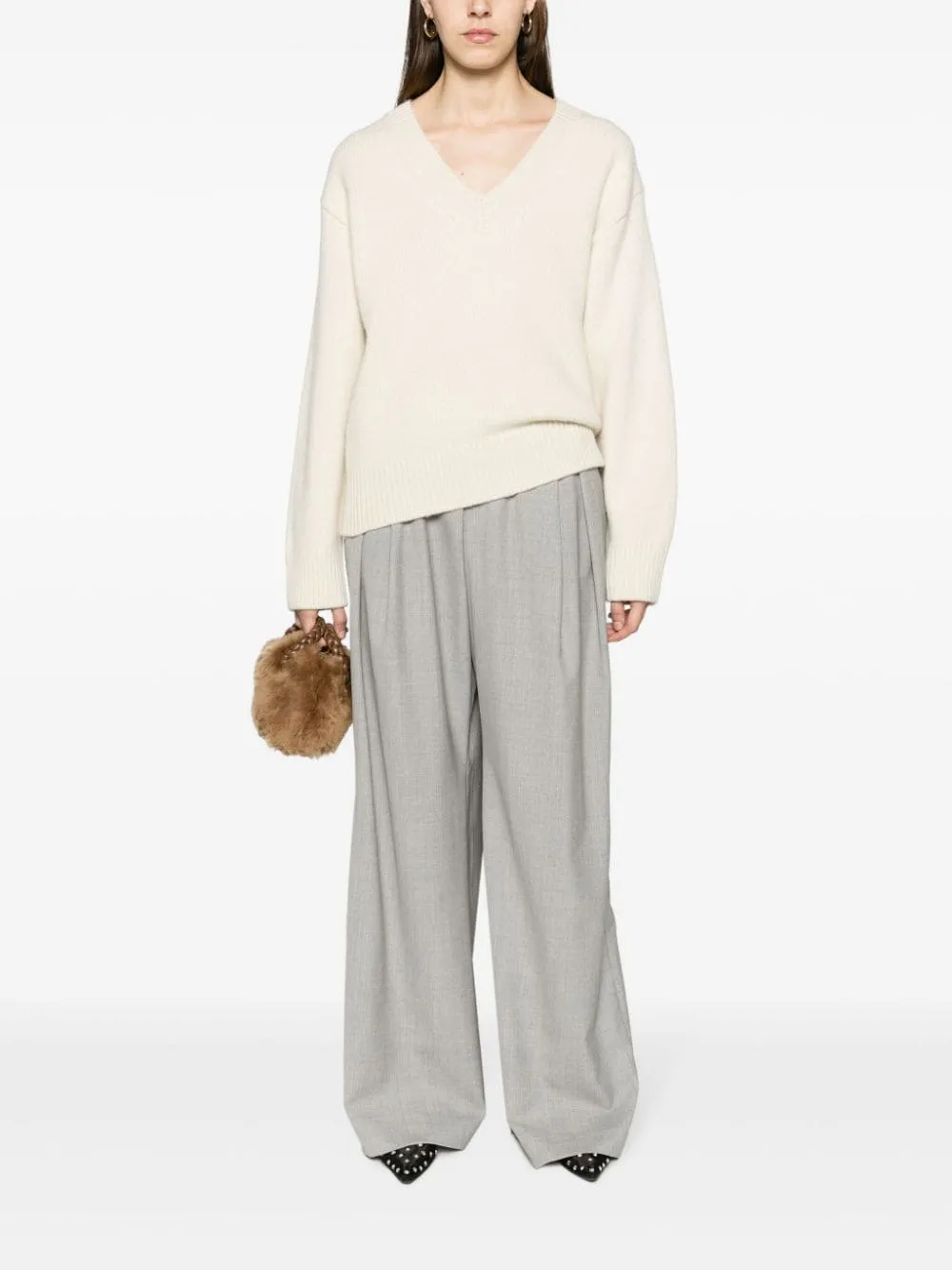 Maglione con scollo a v in beige - donna