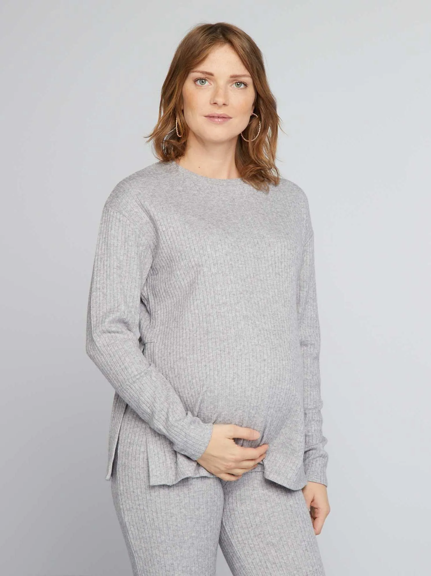 Maglione premaman loose fit con scollo tondo - GRIGIO