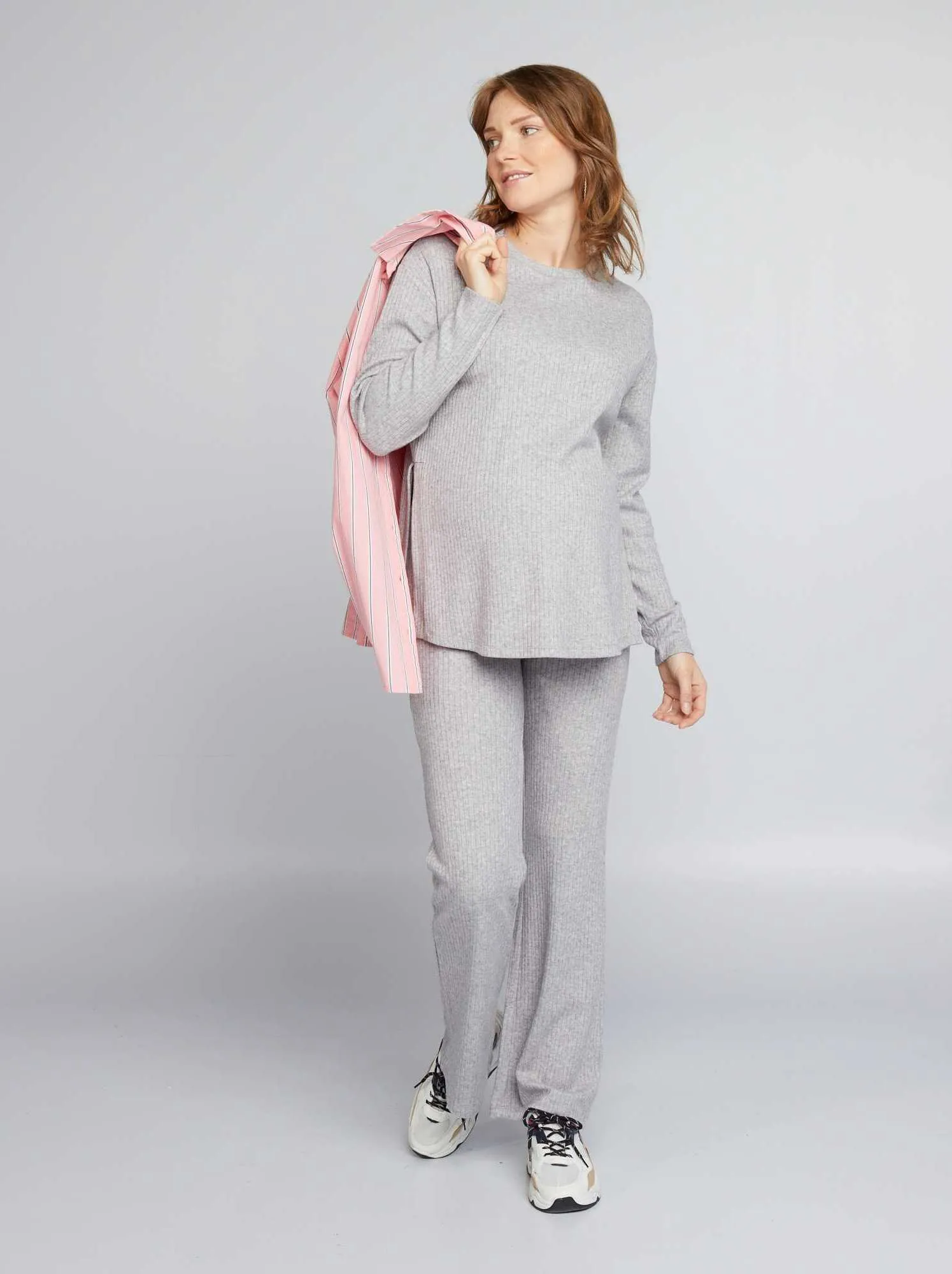 Maglione premaman loose fit con scollo tondo - GRIGIO