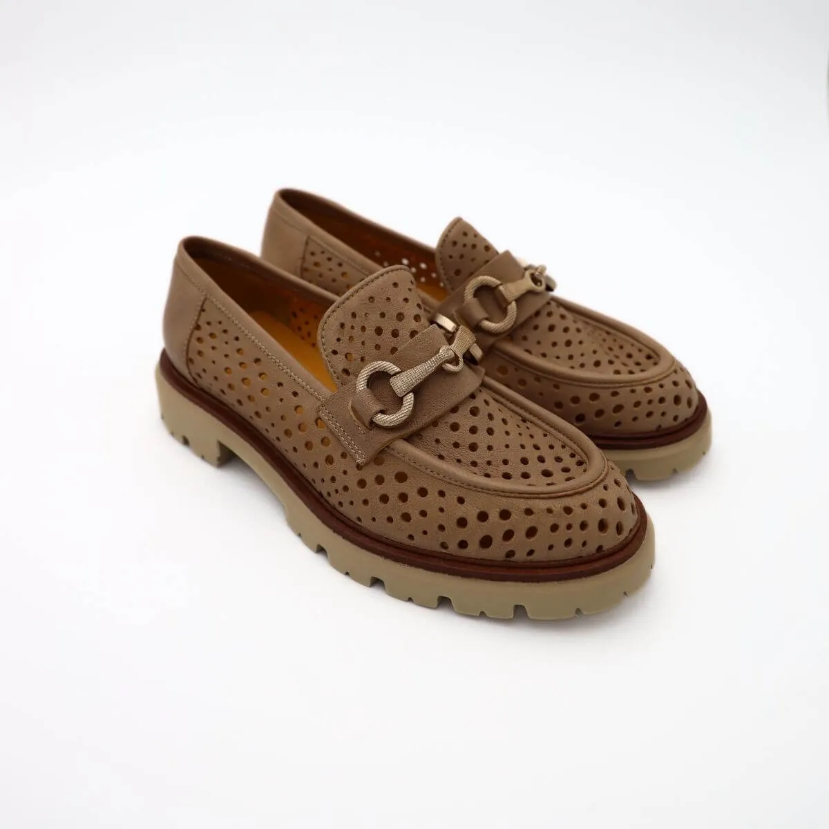 MAT20 MOCASSINO 7330 FORATO NOCCIOLA  