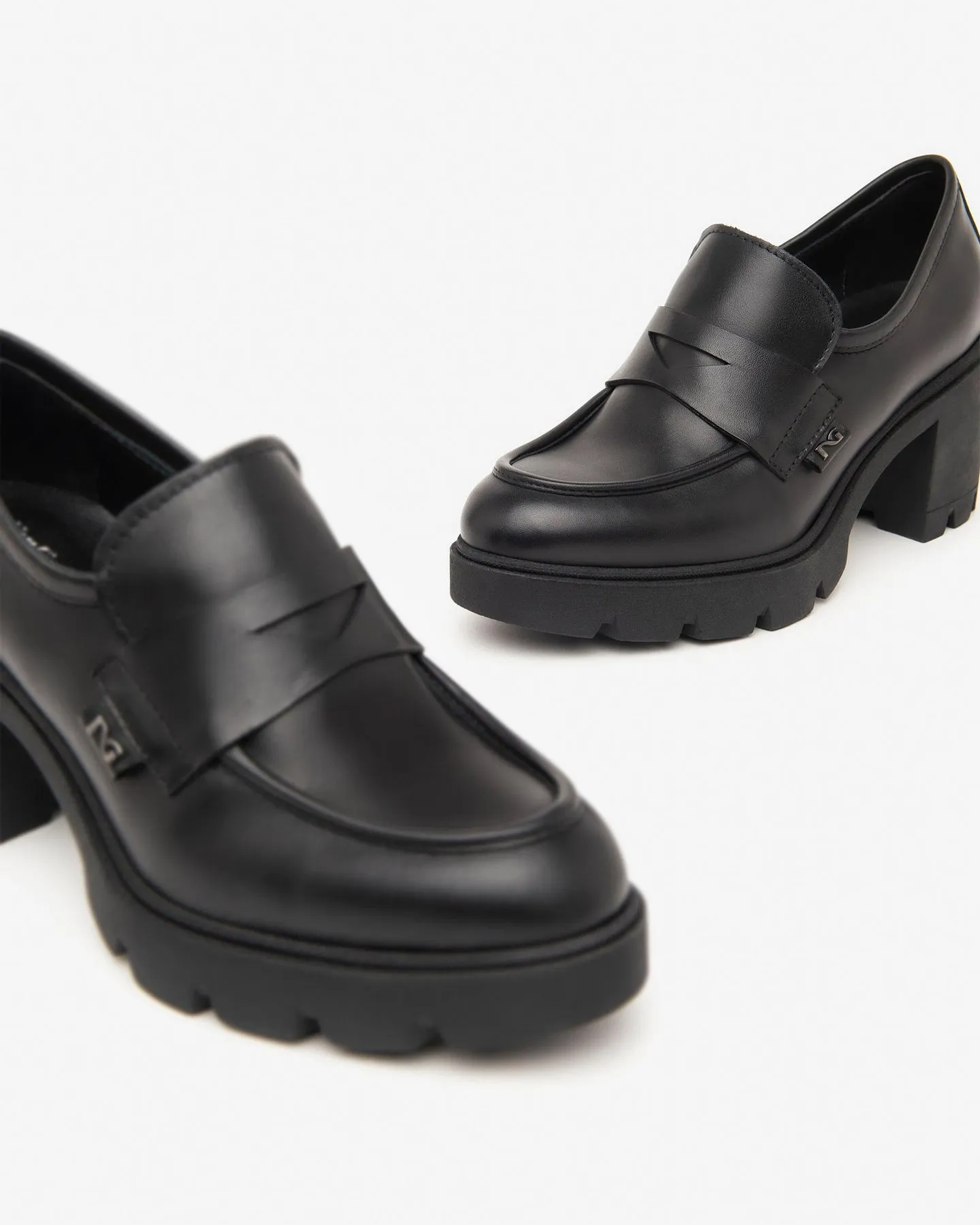 NERO GIARDINI Mocassino Tacco Medio Donna - I411380D Nero  