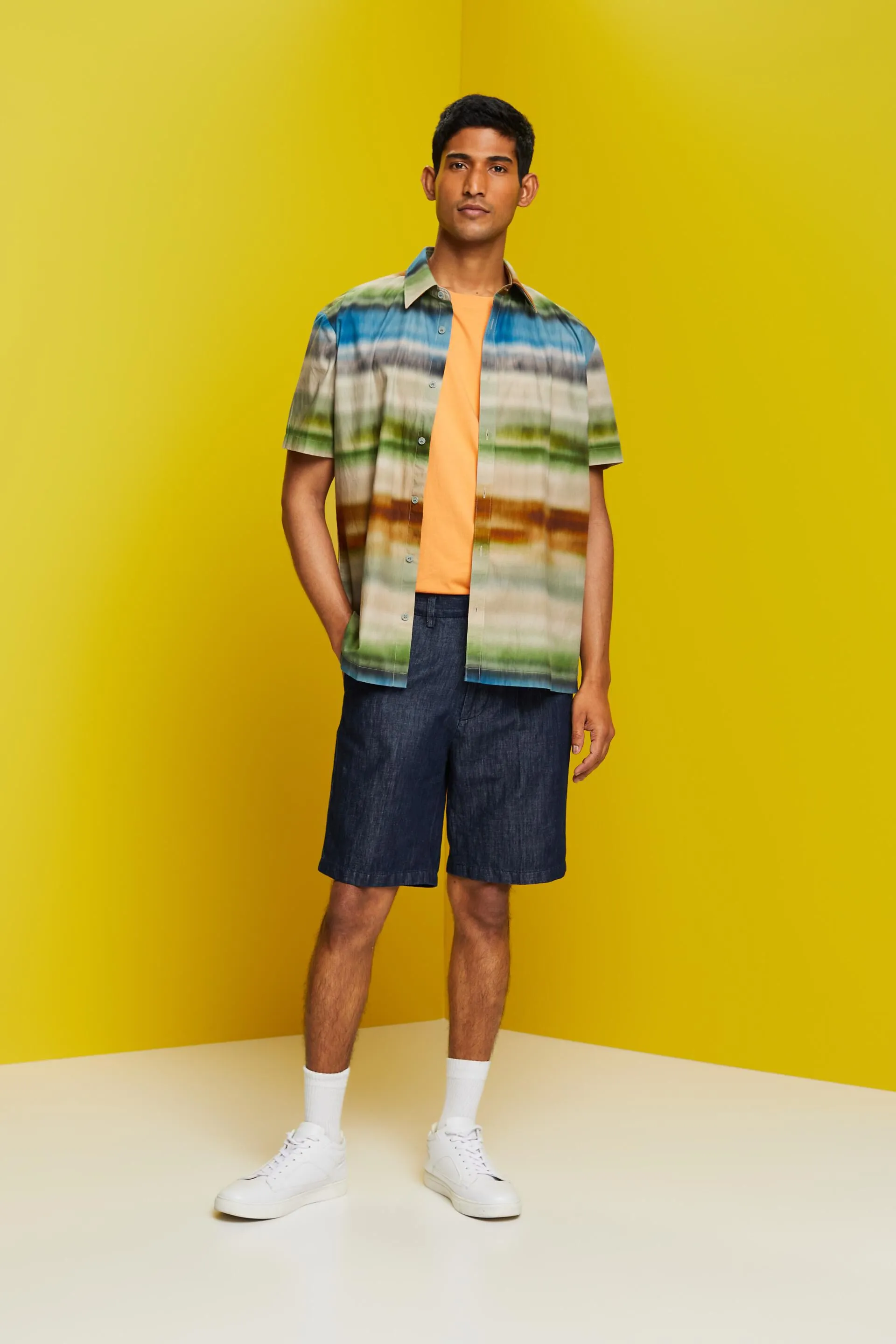 Pantaloncini chino in lino e cotone