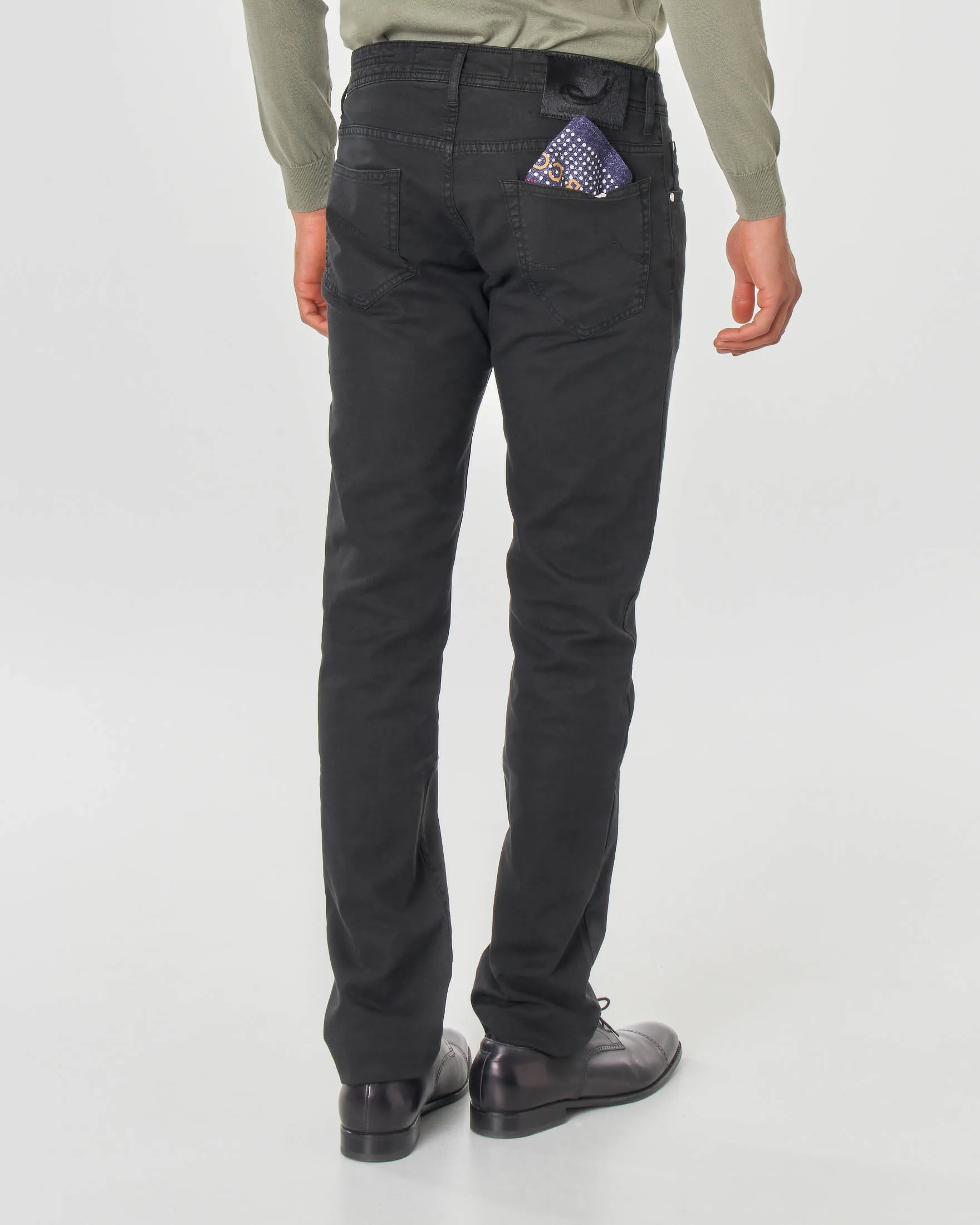 Pantalone cinque tasche nero in tessuto diagonale di cotone stretch