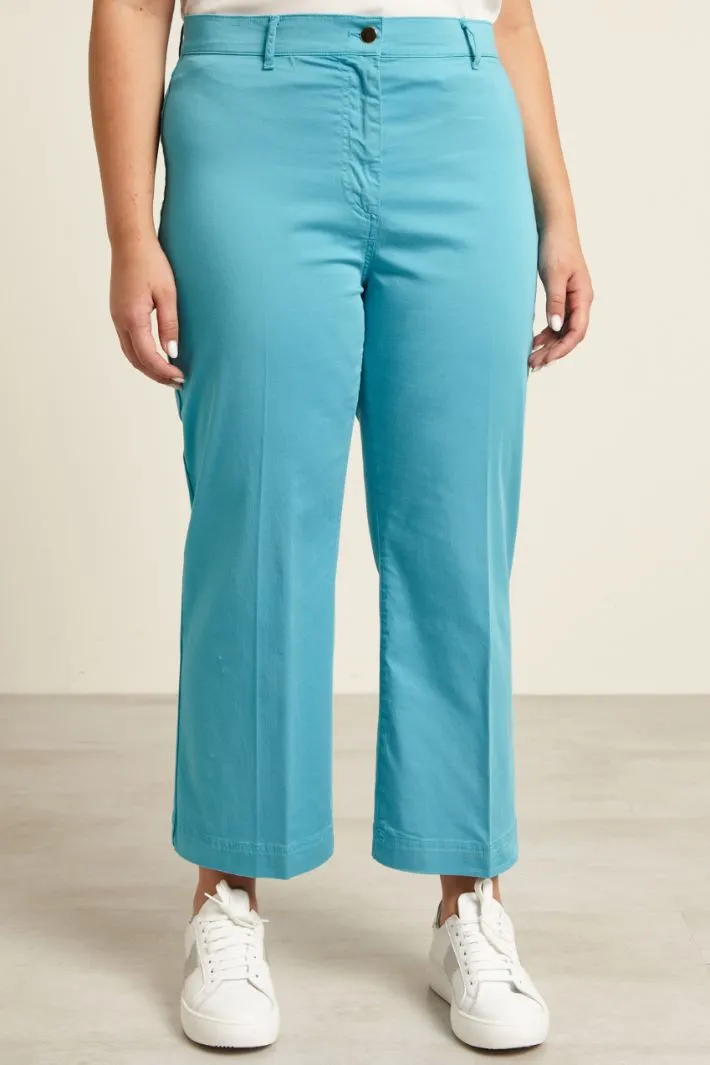 Pantaloni a trombetta in raso