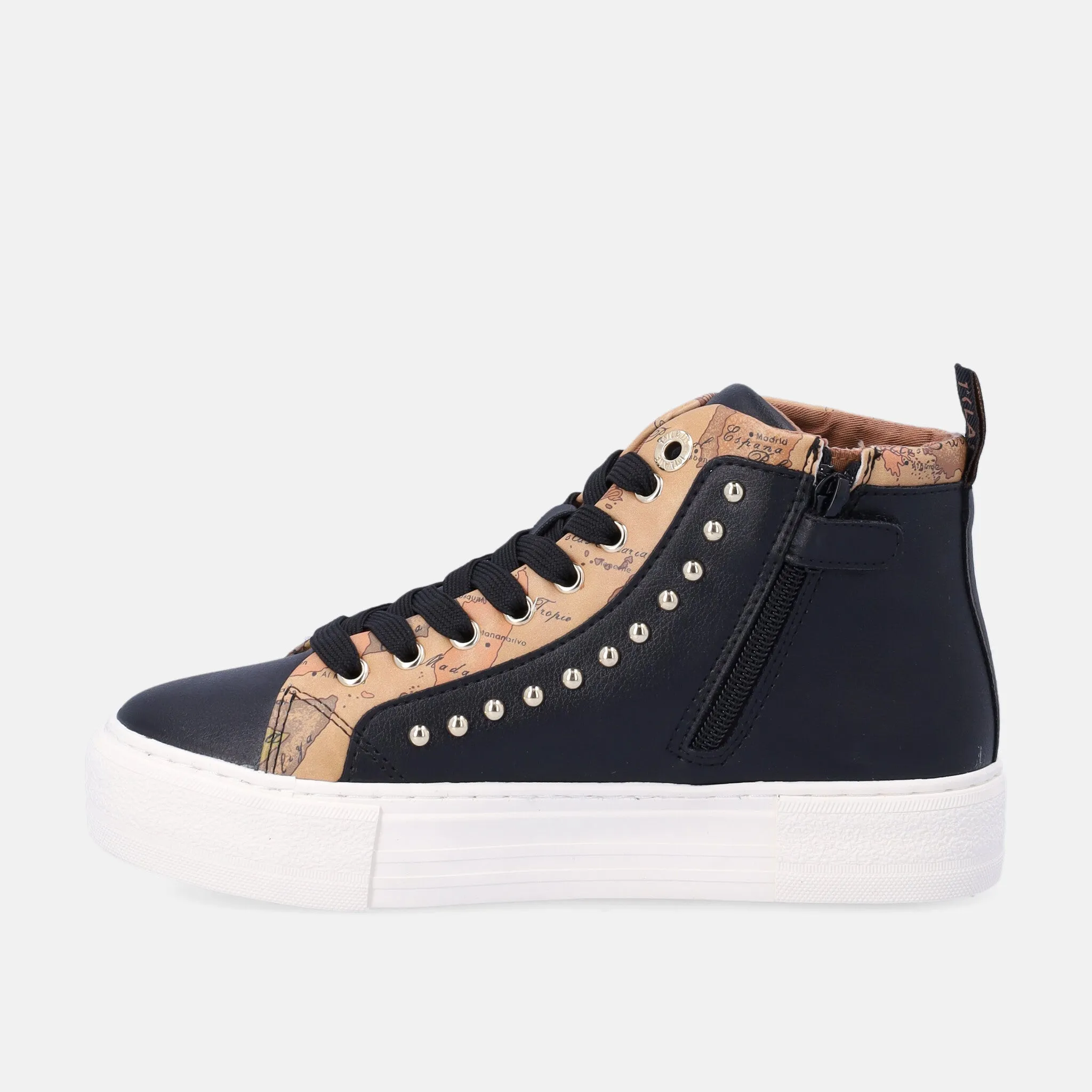 Sneakers alte Prima Classe con borchie da ragazza