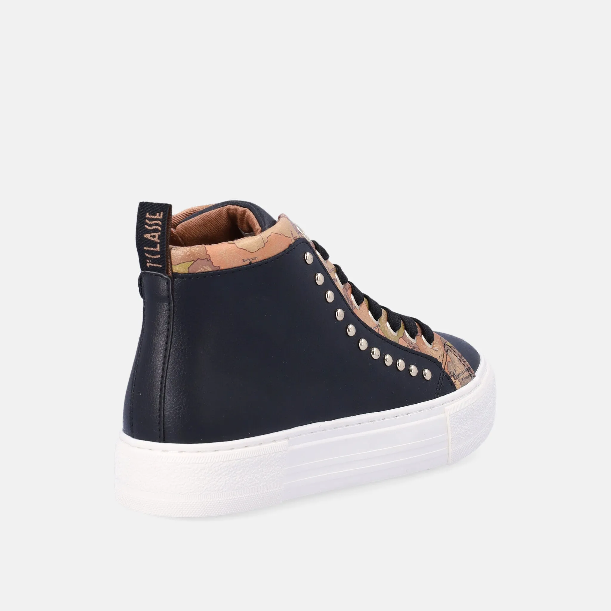 Sneakers alte Prima Classe con borchie da ragazza