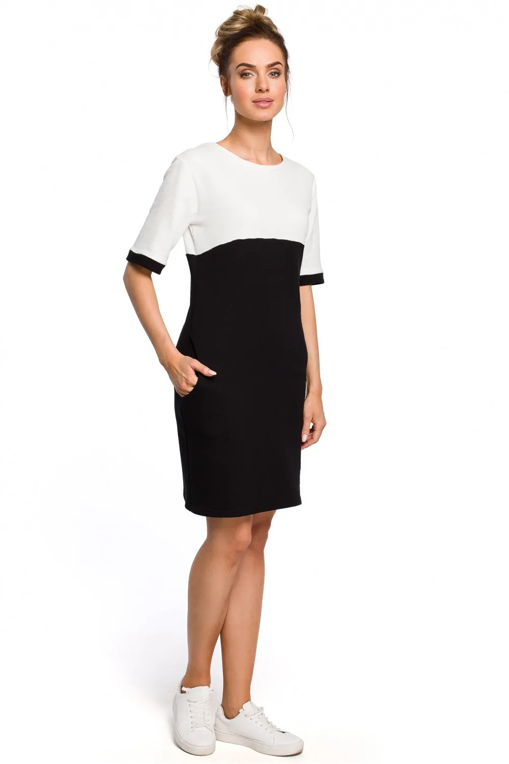 Vestito da giorno model 127579 Moe
