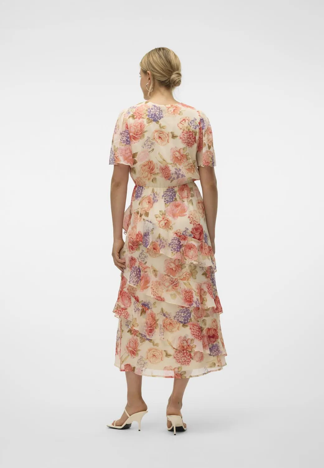 VMSMILLA V NECK FRILL DRESS - Vestito estivo