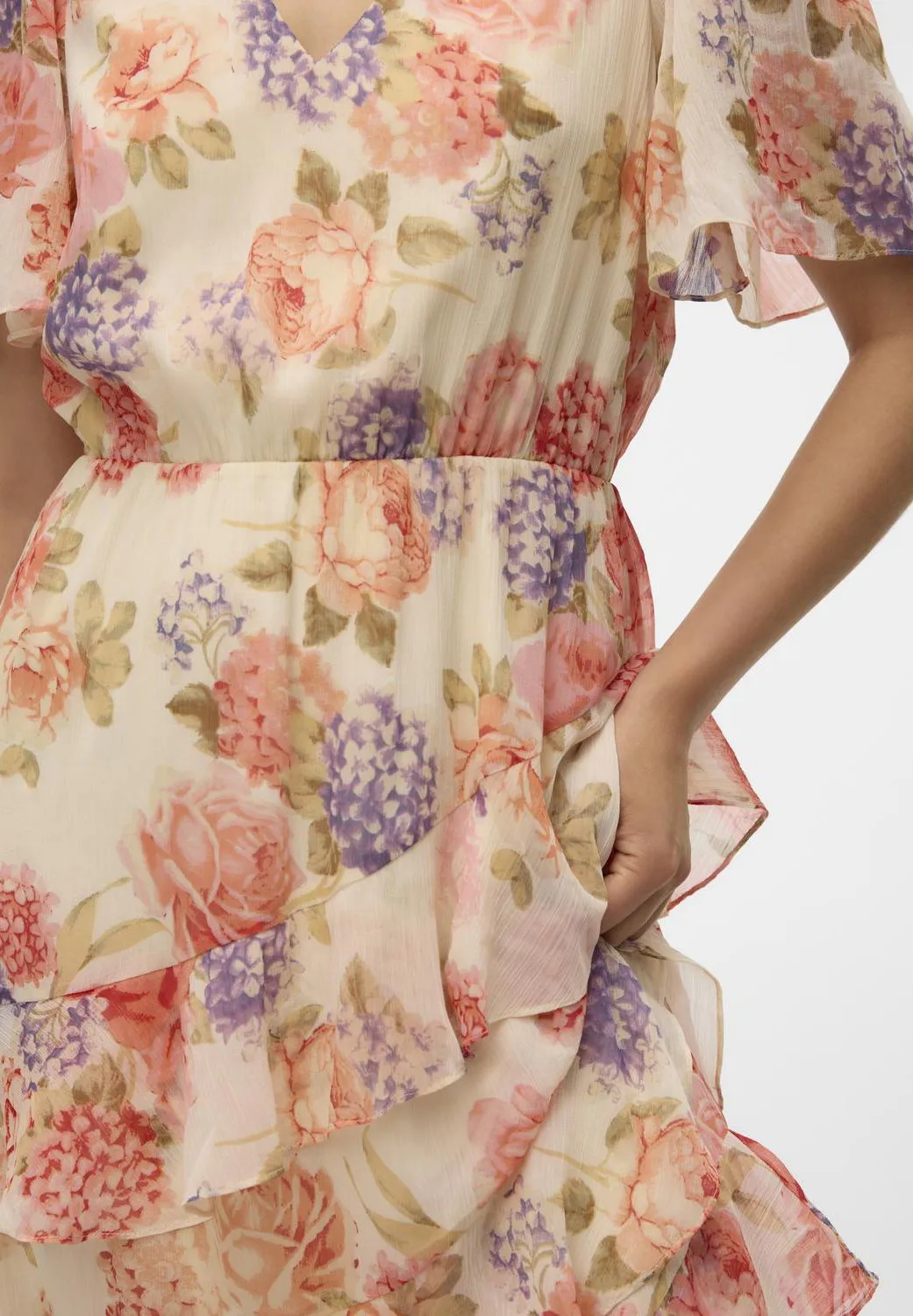 VMSMILLA V NECK FRILL DRESS - Vestito estivo